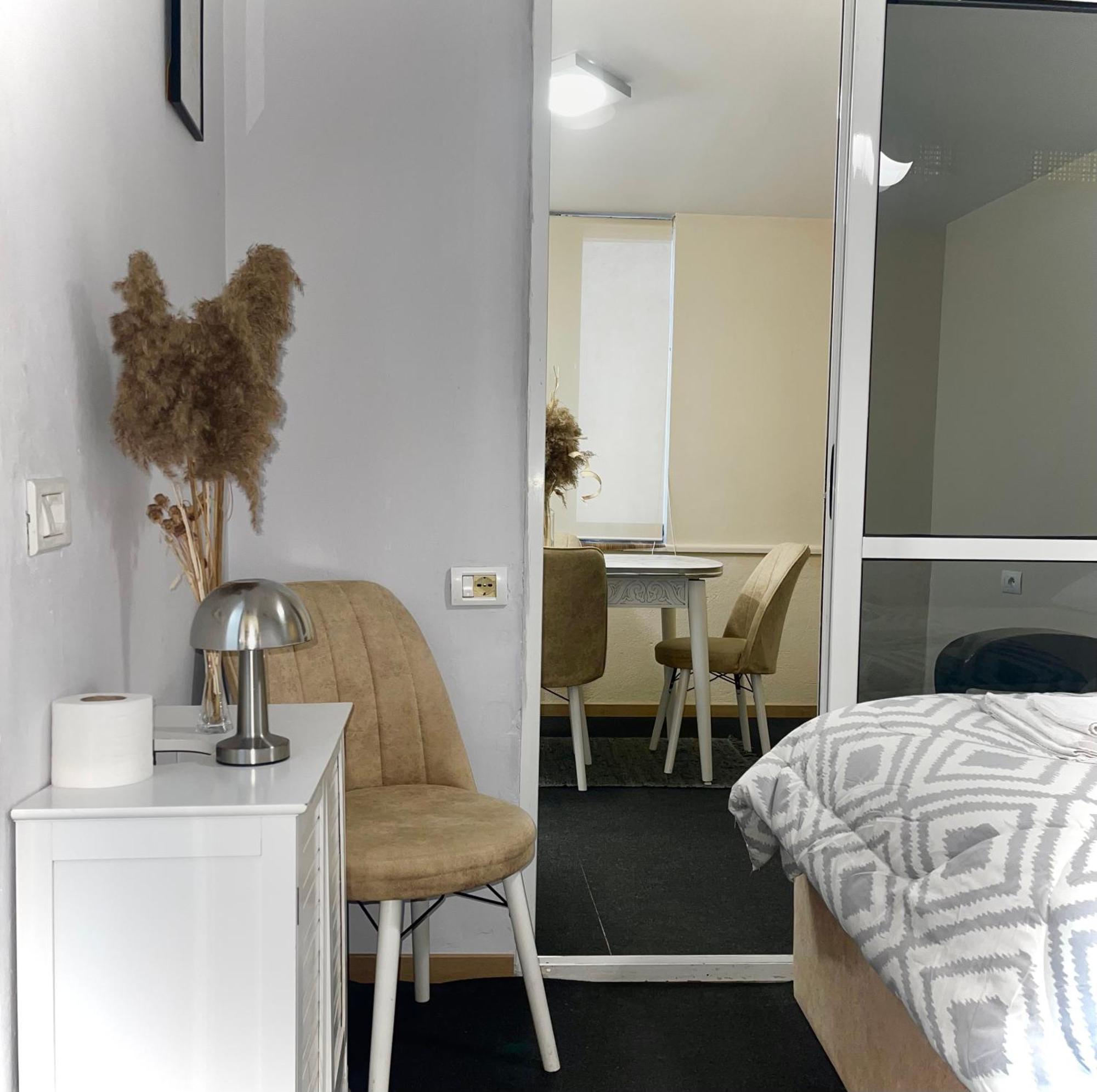 Citynest Apartments, 3-Minute Walk From The Skanderbeg Square Tirana Bagian luar foto